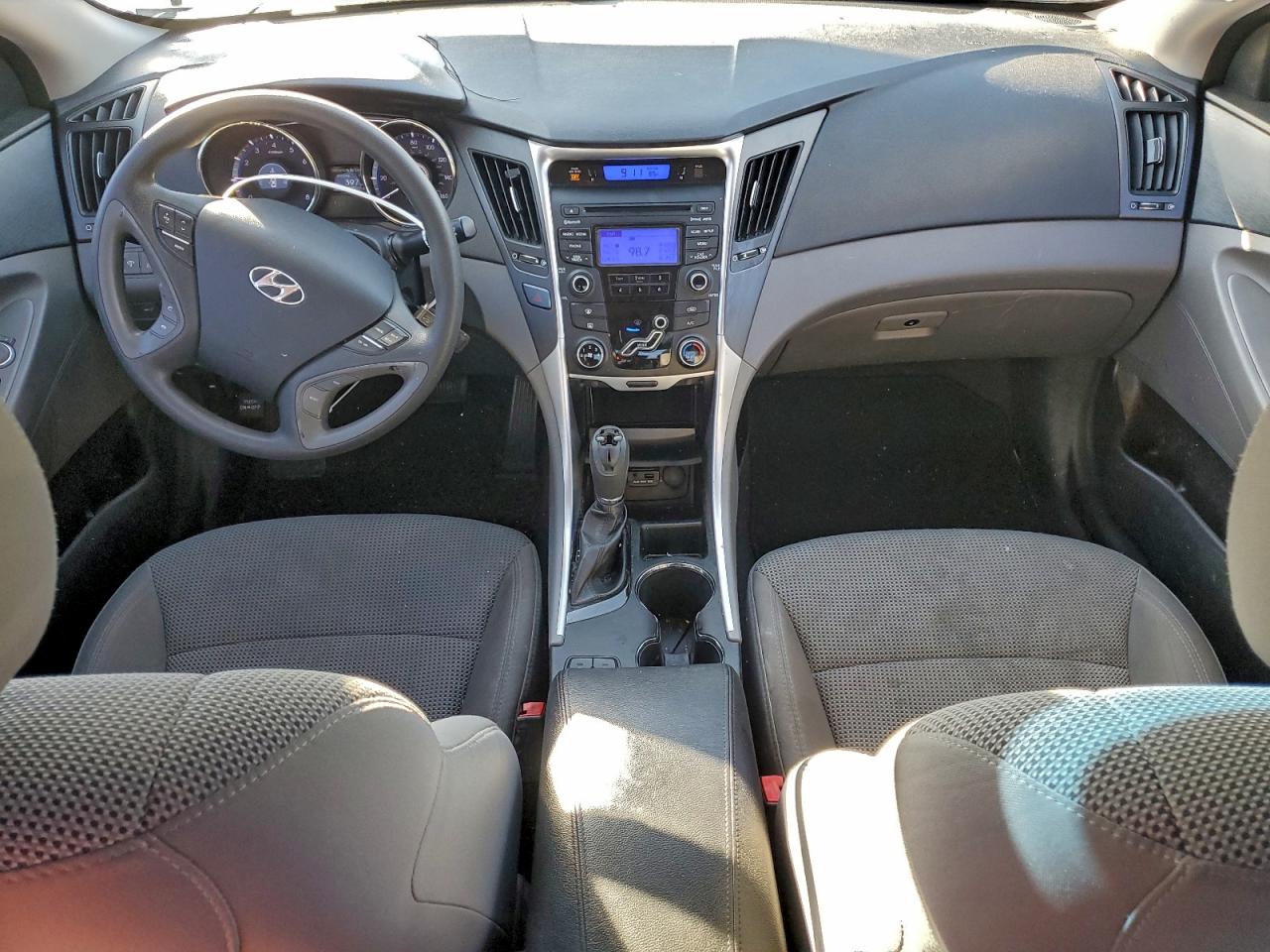 2013 HYUNDAI SONATA GLS photo 15