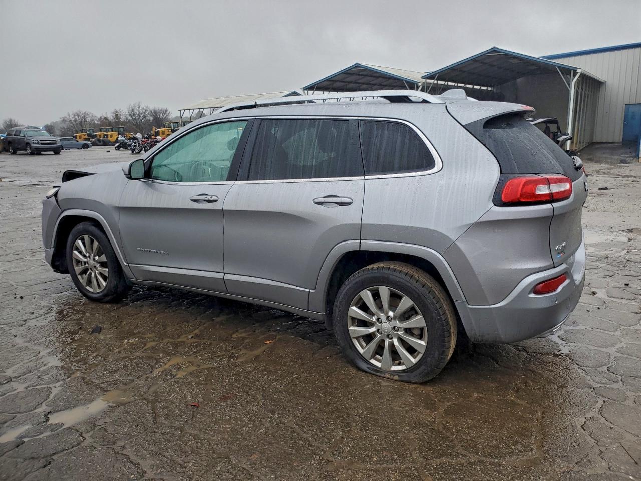 2017 JEEP CHEROKEE OVERLAND photo 4