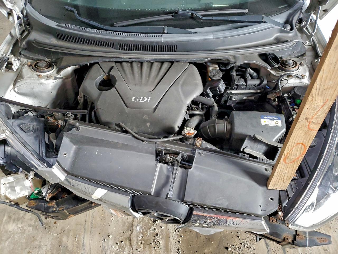 2016 HYUNDAI VELOSTER BASE photo 11