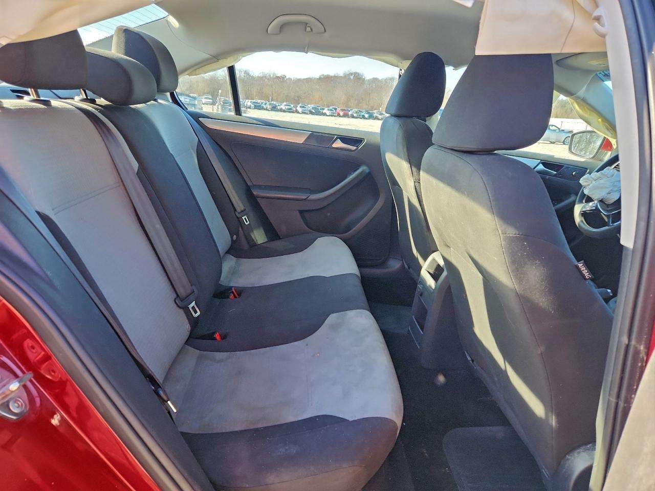 2017 VOLKSWAGEN JETTA S photo 10