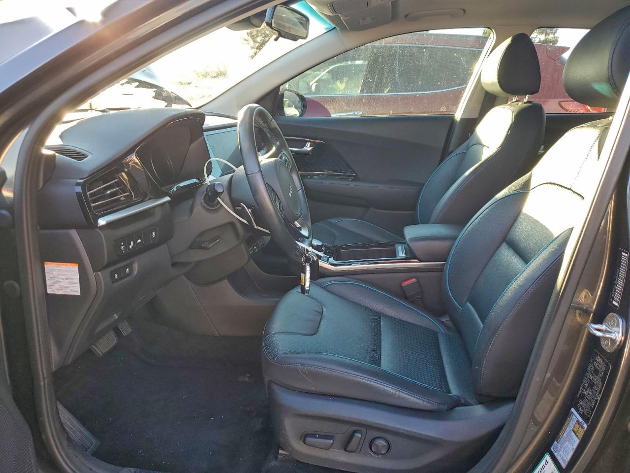 2022 KIA NIRO EX PREMIUM photo 7