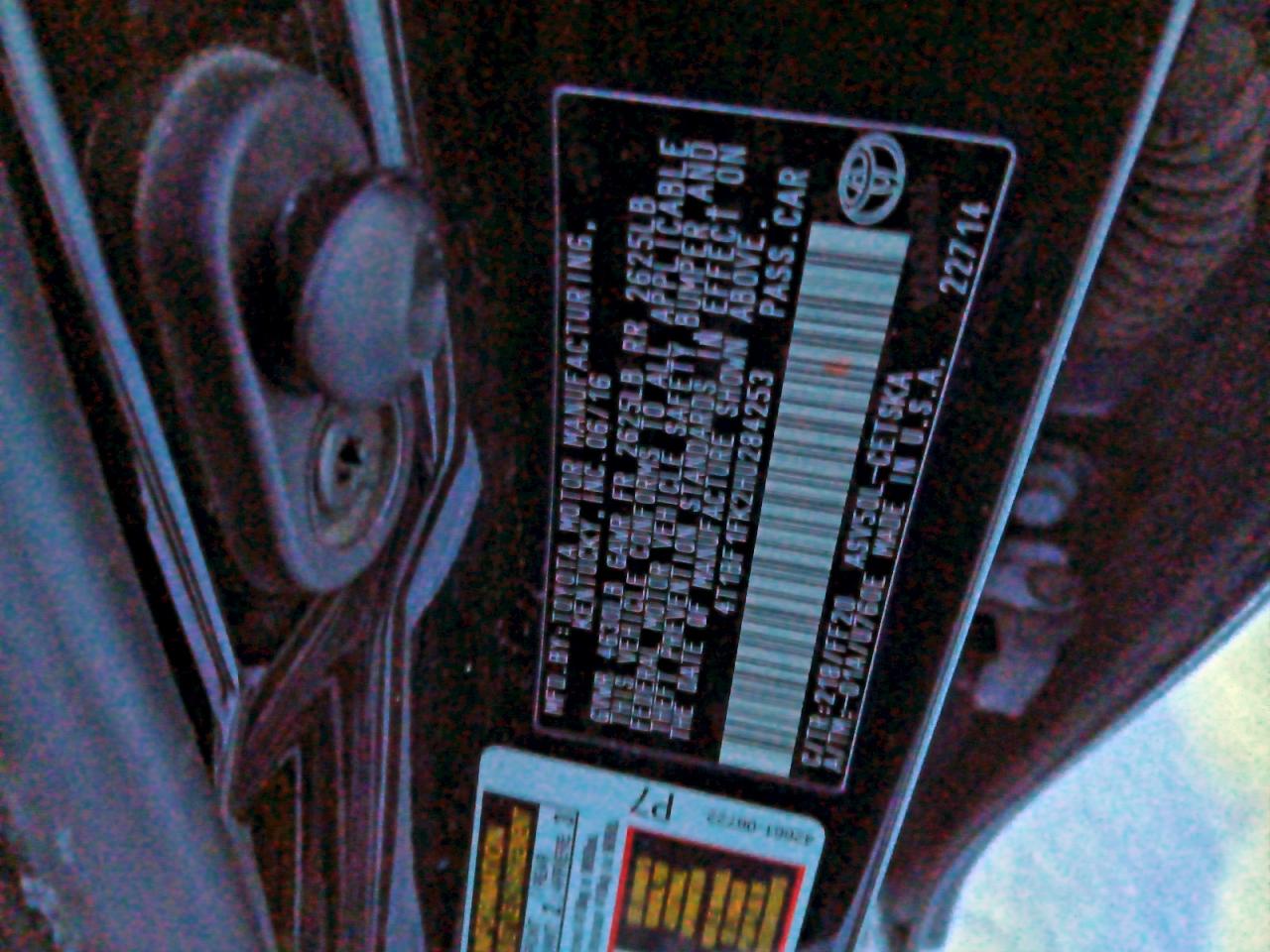 2017 TOYOTA CAMRY LE photo 23