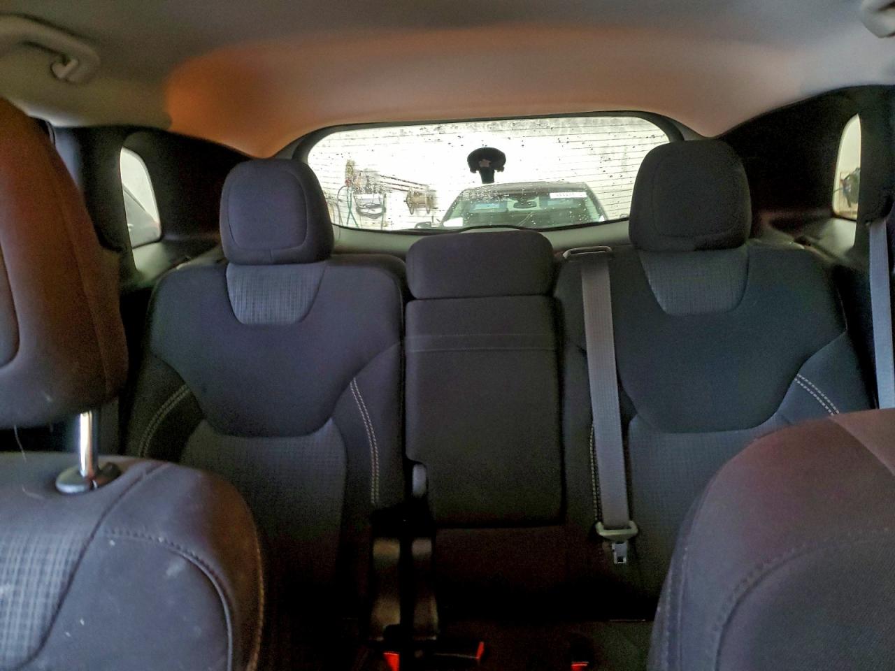 2015 JEEP CHEROKEE LATITUDE photo 28