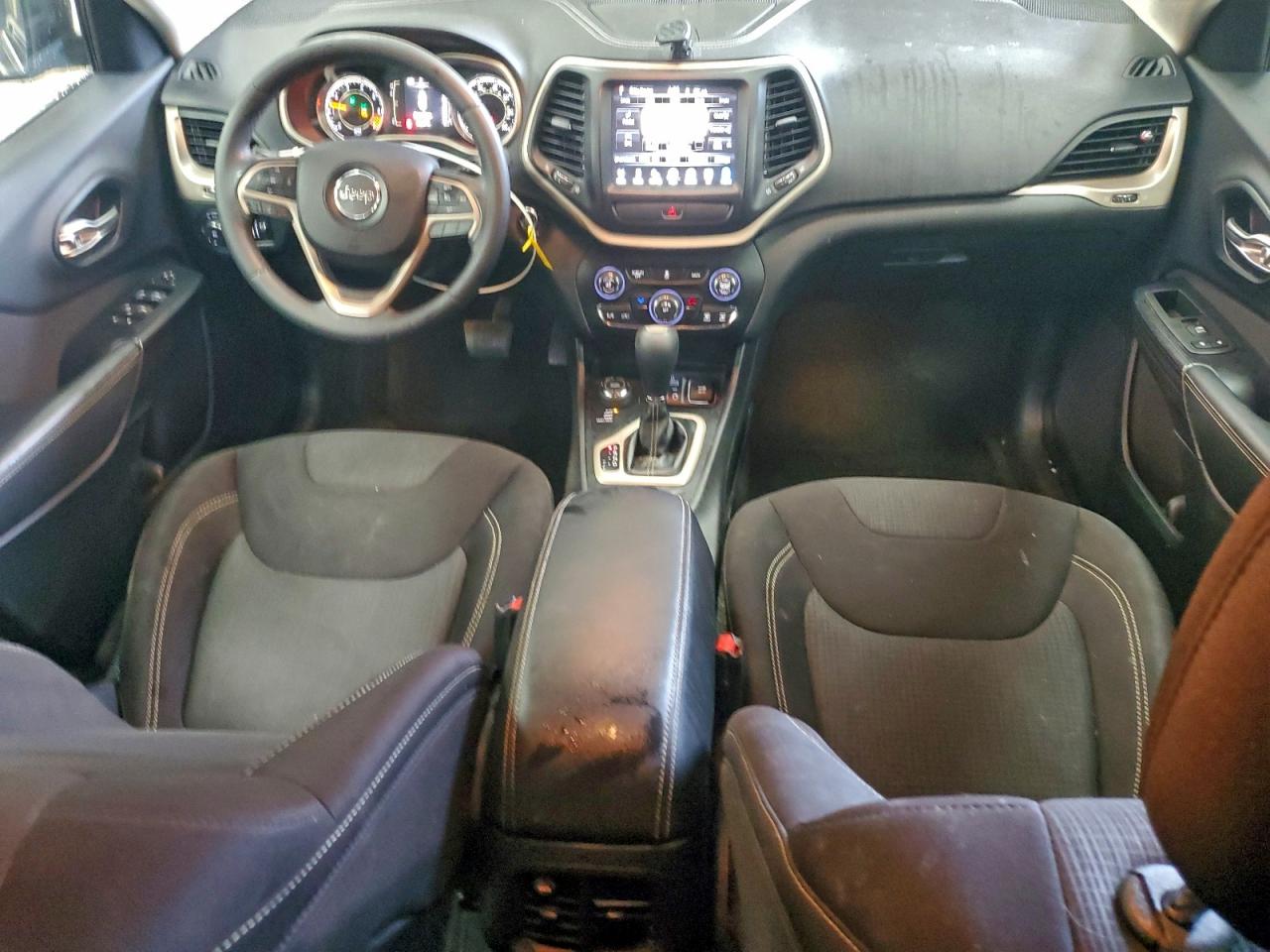 2015 JEEP CHEROKEE LATITUDE photo 22