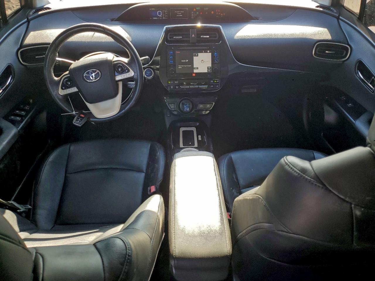 2016 TOYOTA PRIUS photo 15