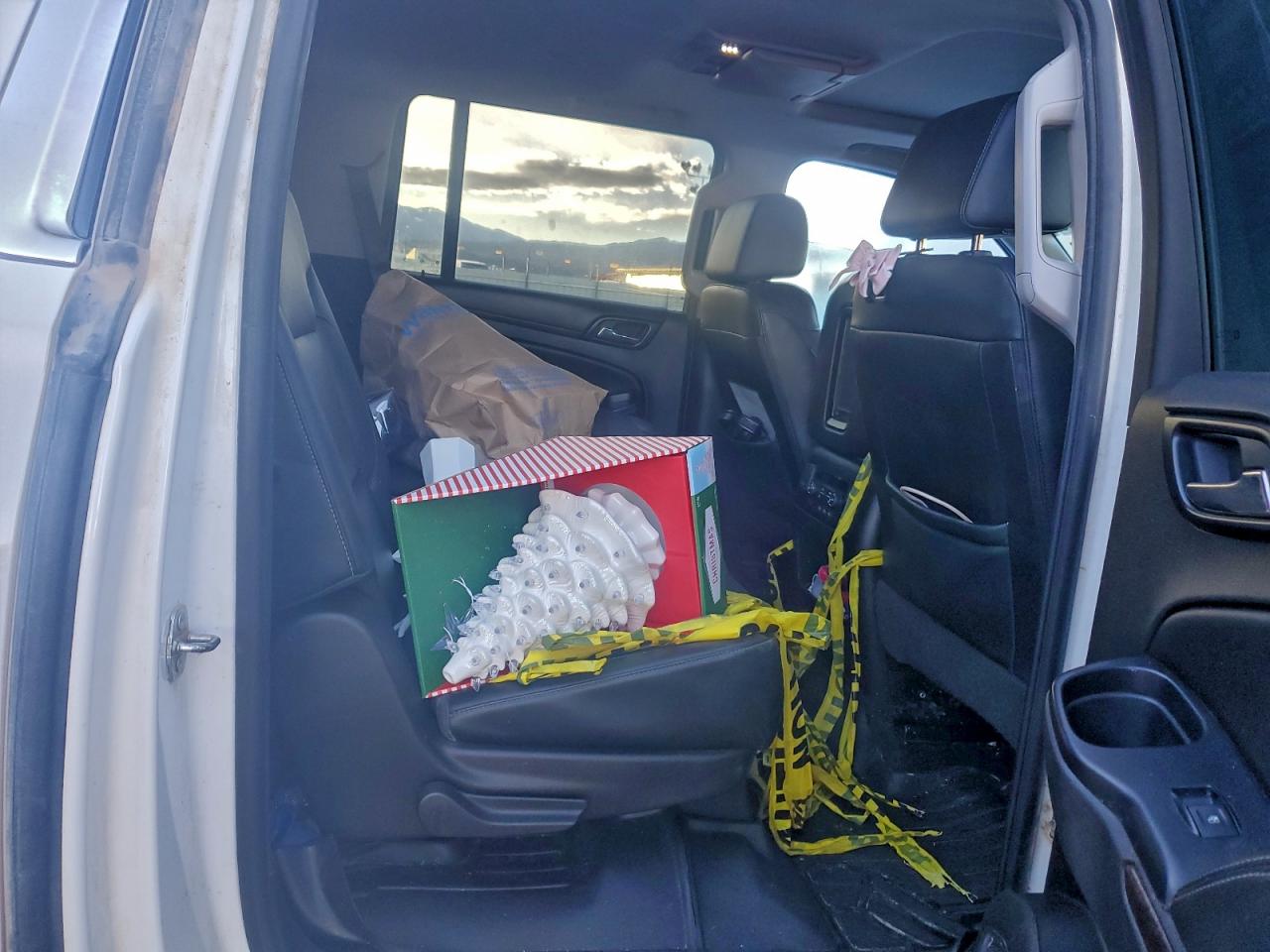 2018 CHEVROLET SUBURBAN K1500 LT photo 31