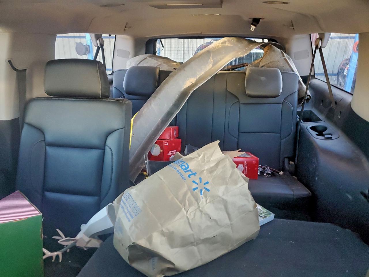 2018 CHEVROLET SUBURBAN K1500 LT photo 28