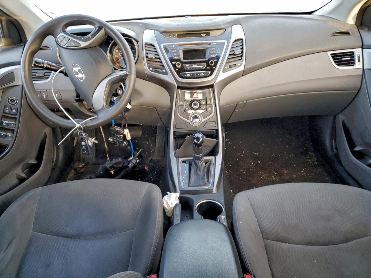 2016 HYUNDAI ELANTRA SE photo 22