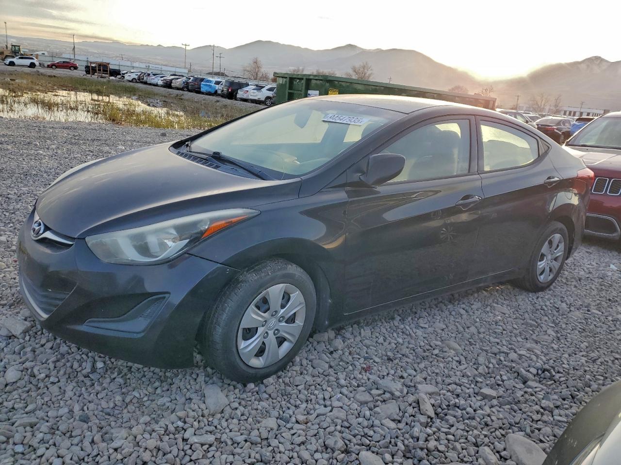 2016 HYUNDAI ELANTRA
