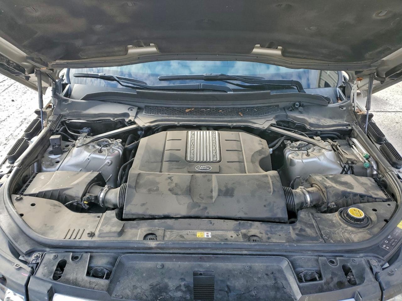 2015 LAND ROVER RANGE ROVER SPORT HSE photo 23