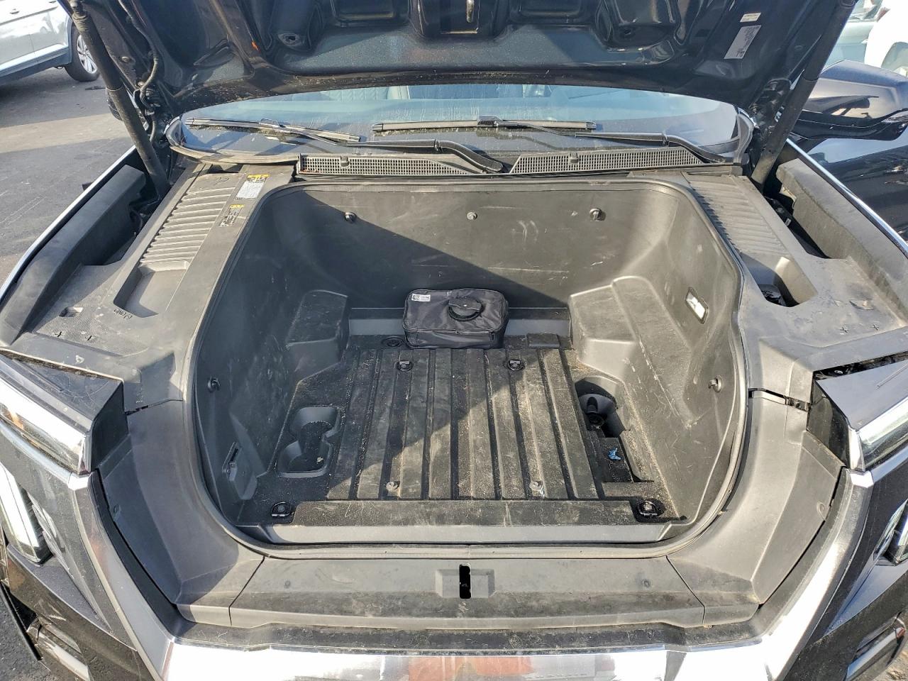 2025 GMC SIERRA DENALI photo 11