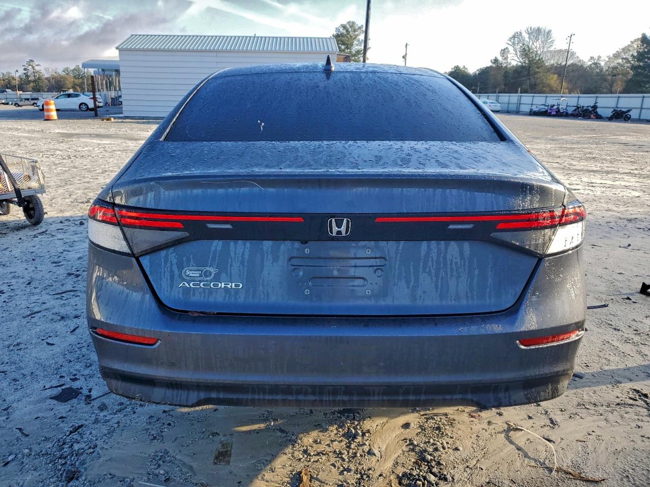 2024 HONDA ACCORD EX photo 6