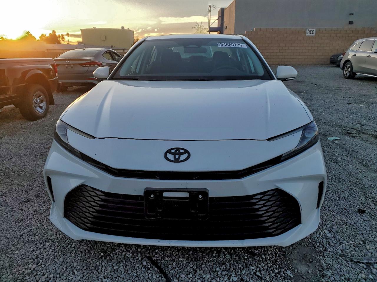 2025 TOYOTA CAMRY XSE photo 9