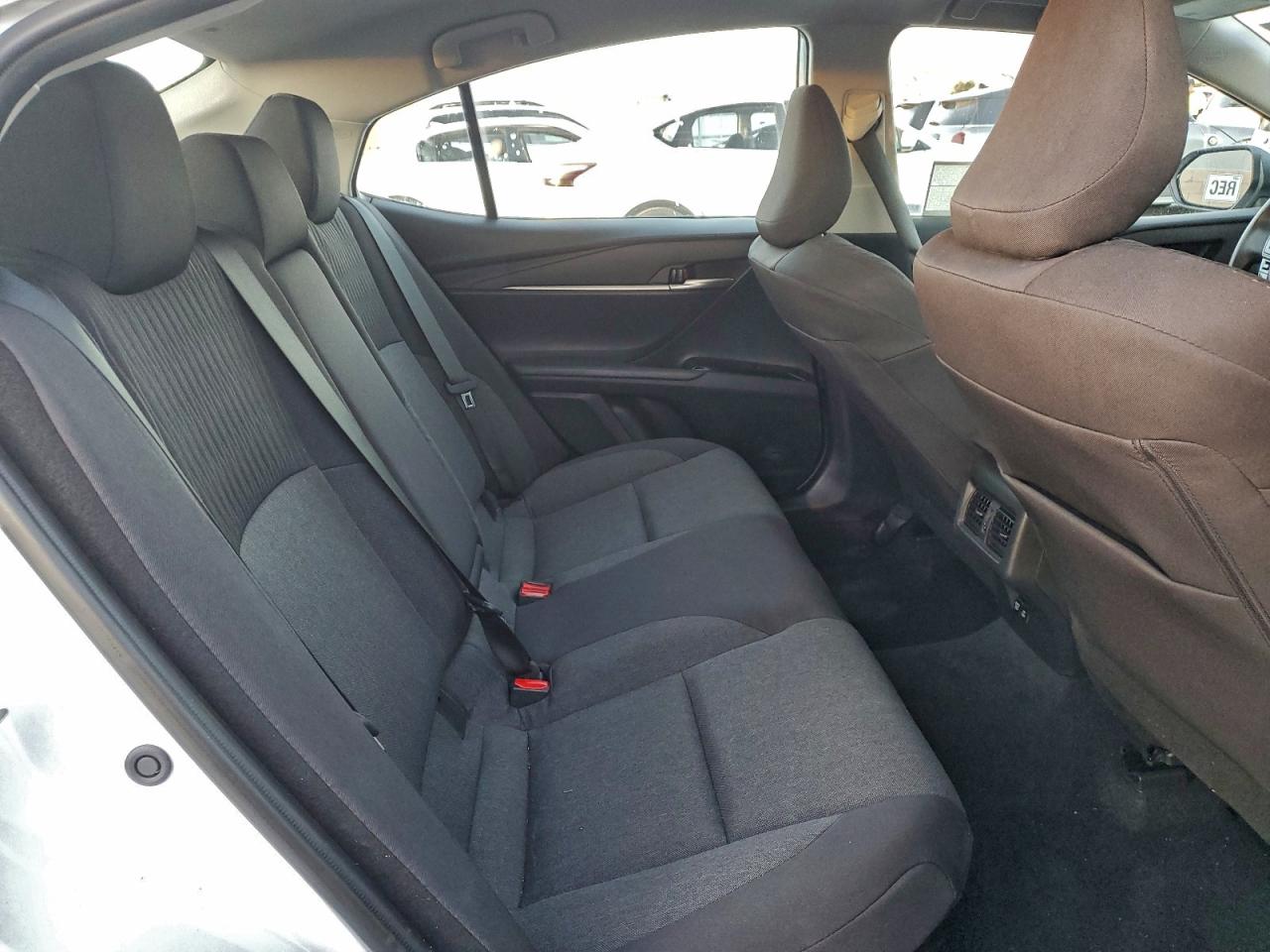 2025 TOYOTA CAMRY XSE photo 19