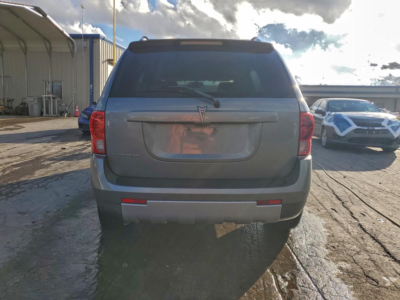 2006 PONTIAC TORRENT photo 11