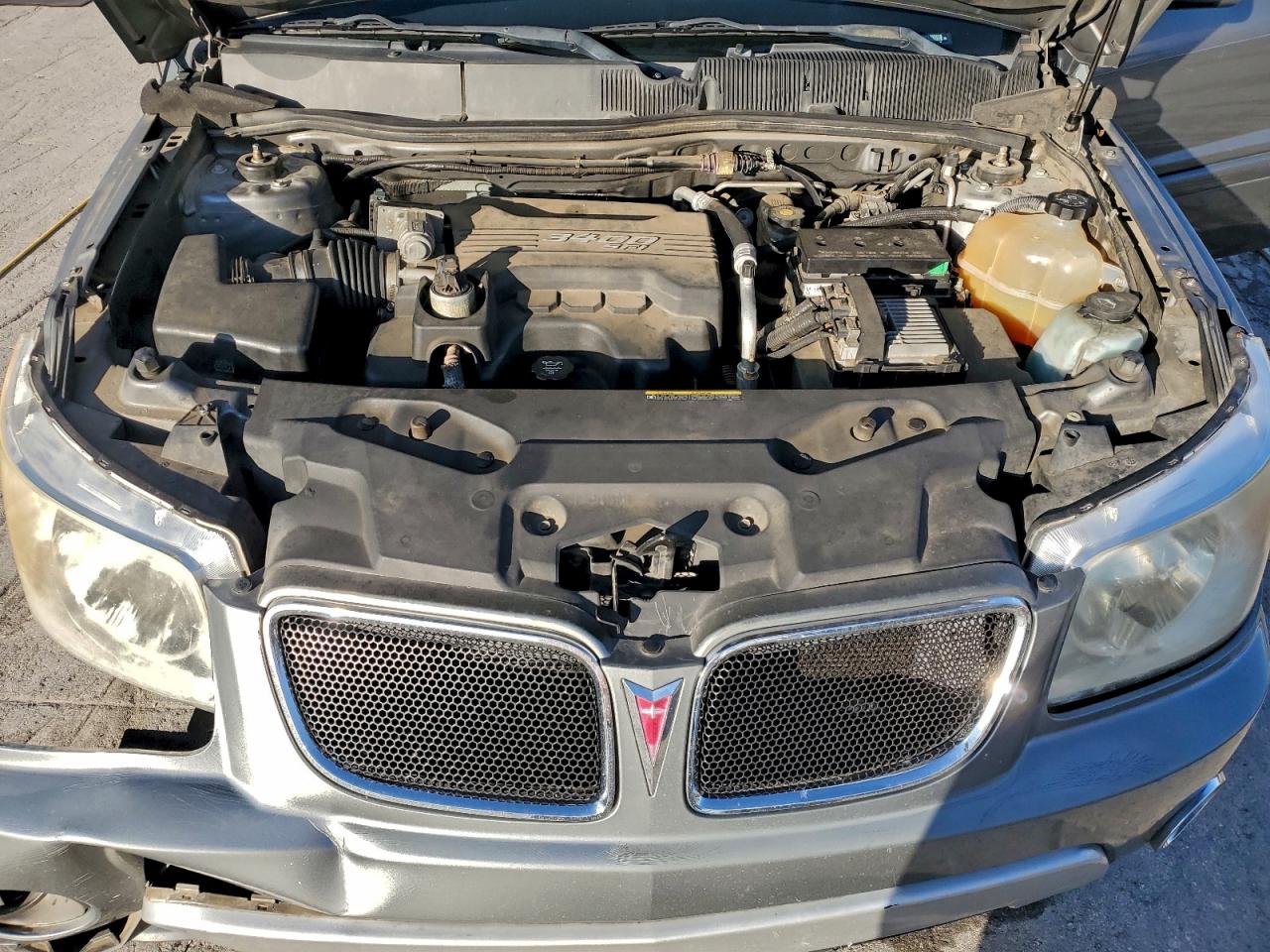 2006 PONTIAC TORRENT photo 23
