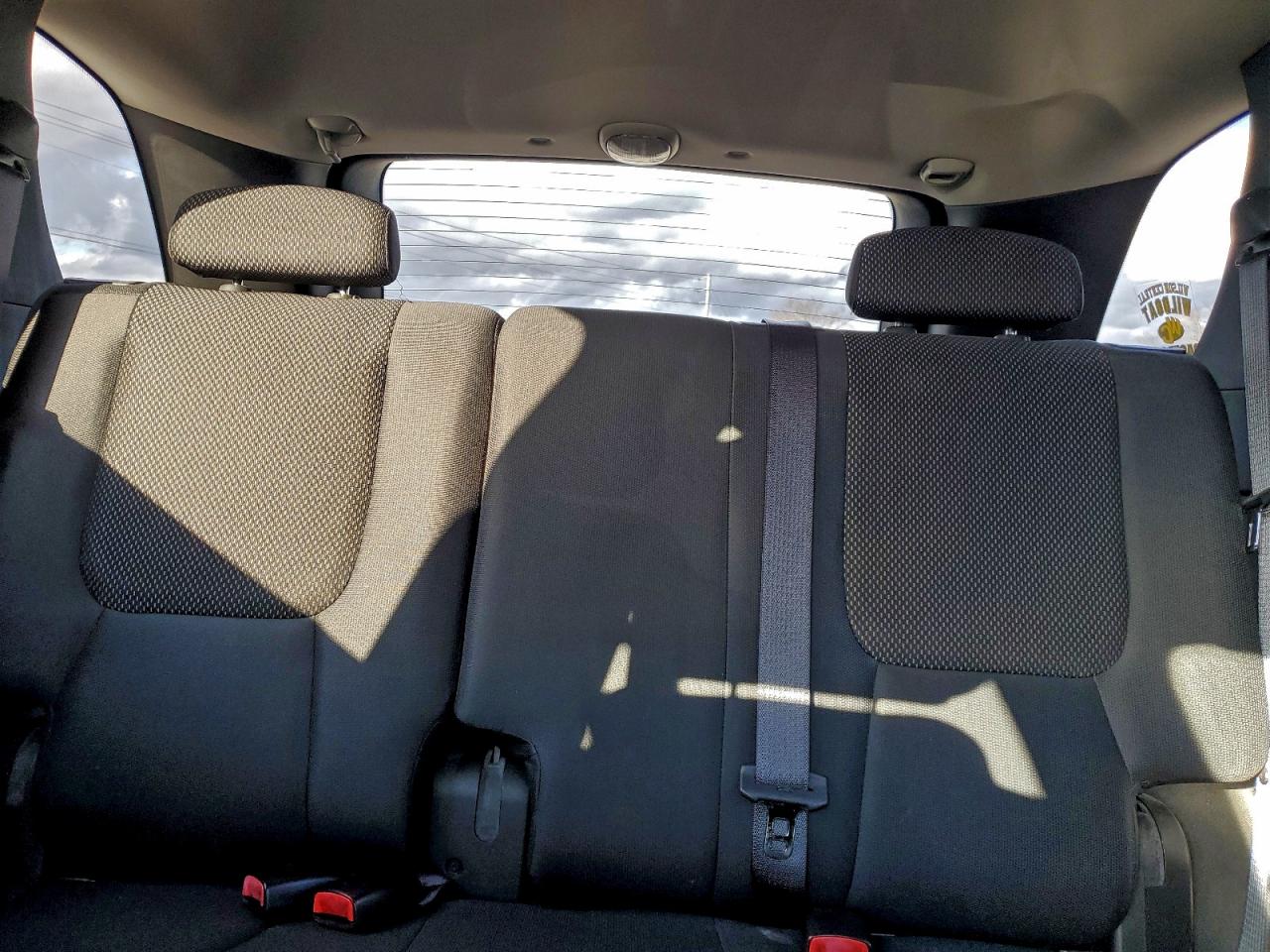 2006 PONTIAC TORRENT photo 19