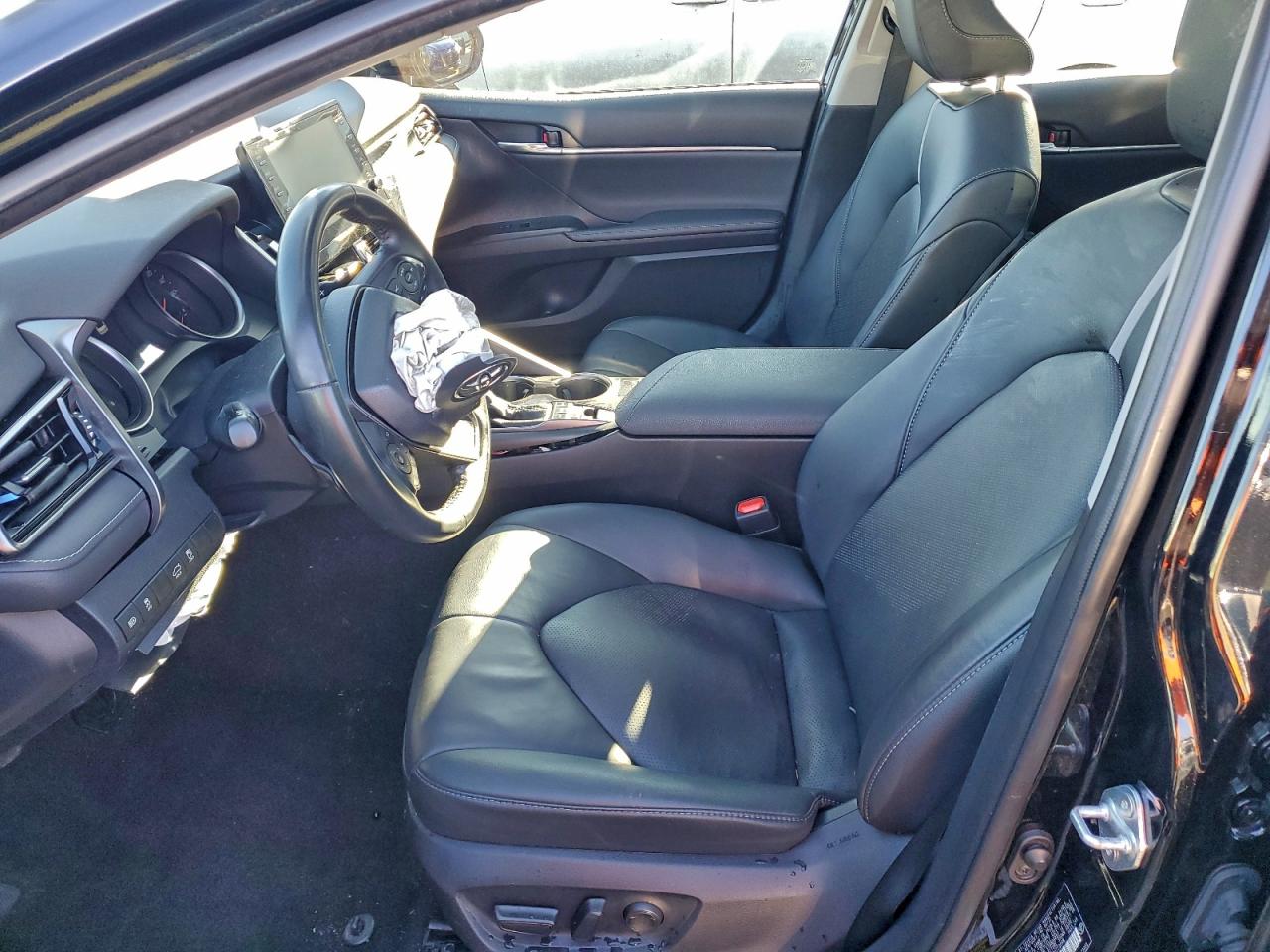 2023 TOYOTA CAMRY XSE photo 13