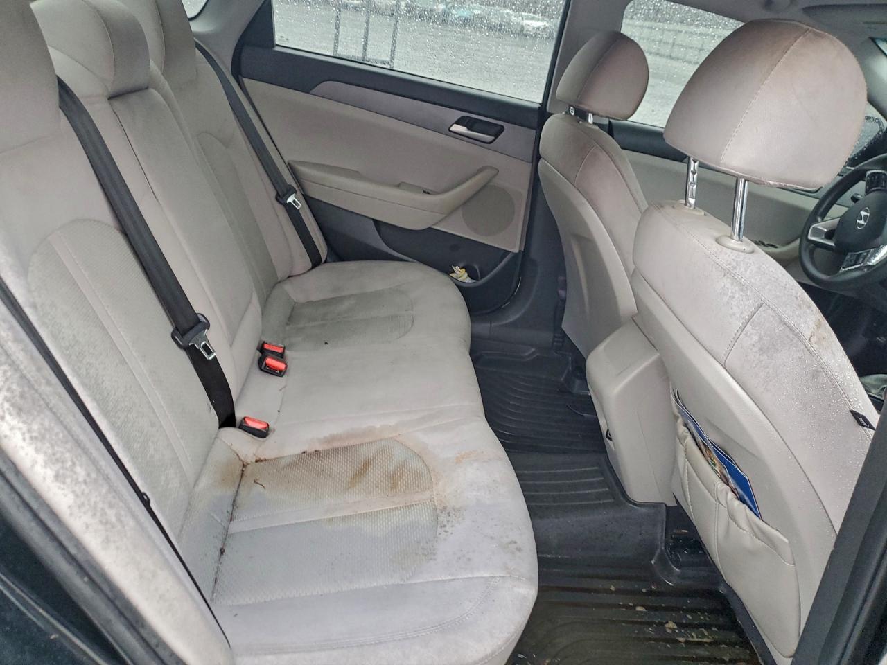 2018 HYUNDAI SONATA SE photo 28