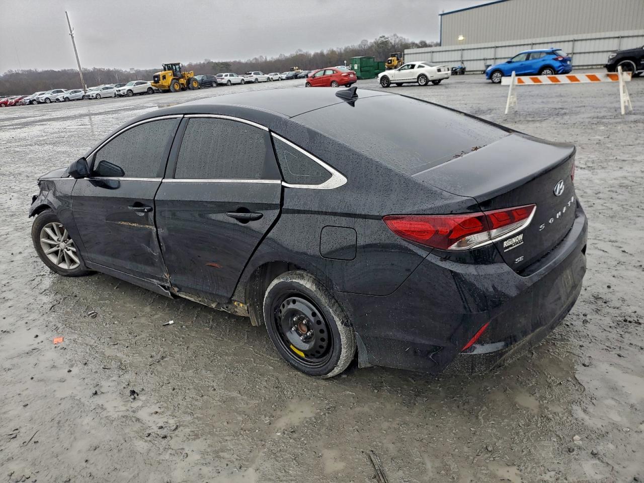 2018 HYUNDAI SONATA SE photo 4