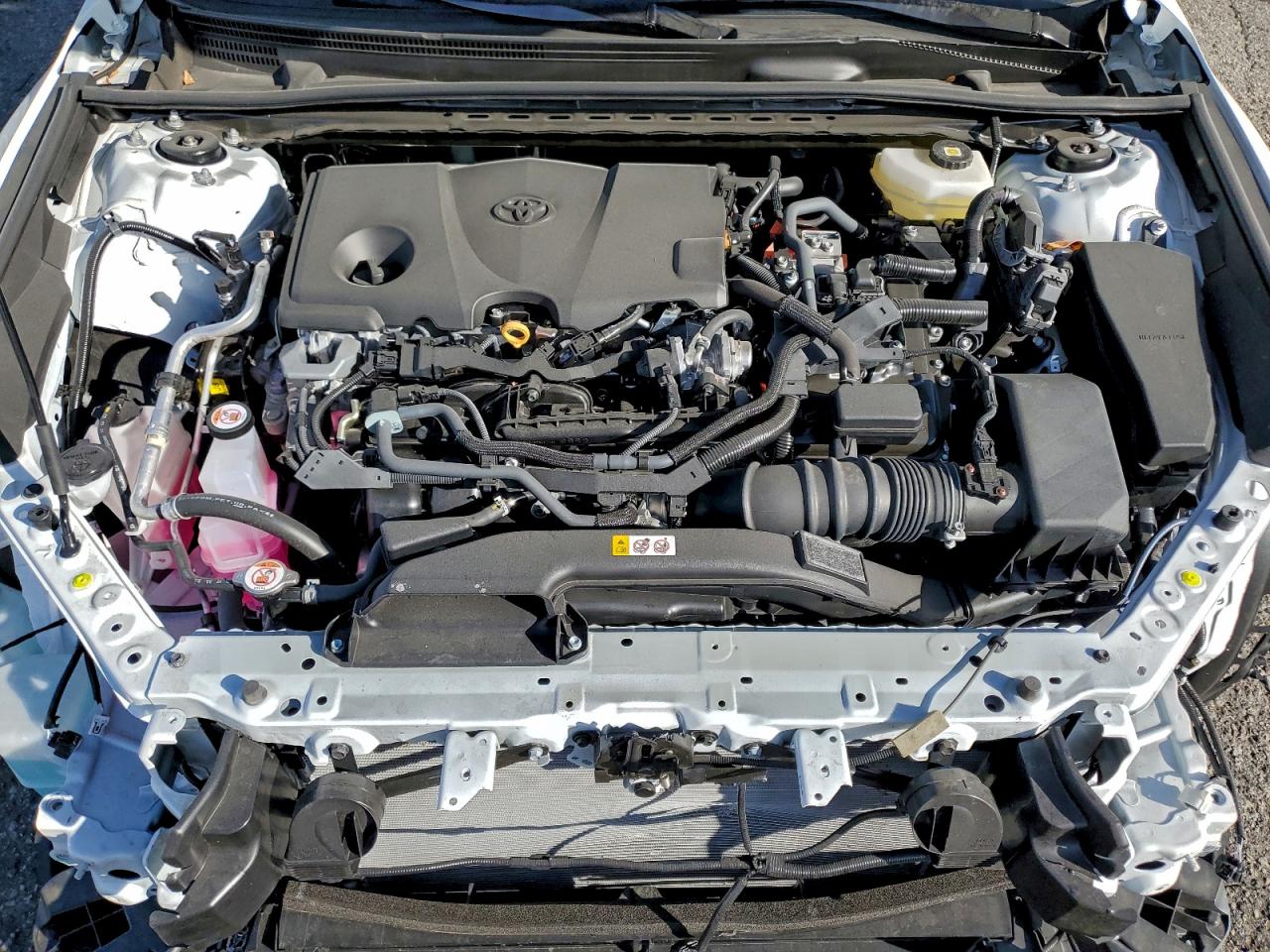 2025 TOYOTA CAMRY XSE photo 11