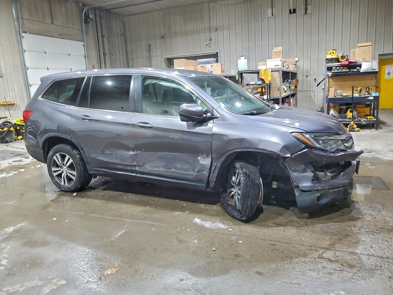 2016 HONDA PILOT EX photo 4