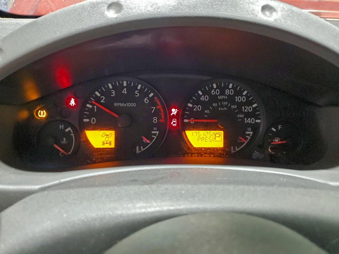 2014 NISSAN XTERRA X photo 9