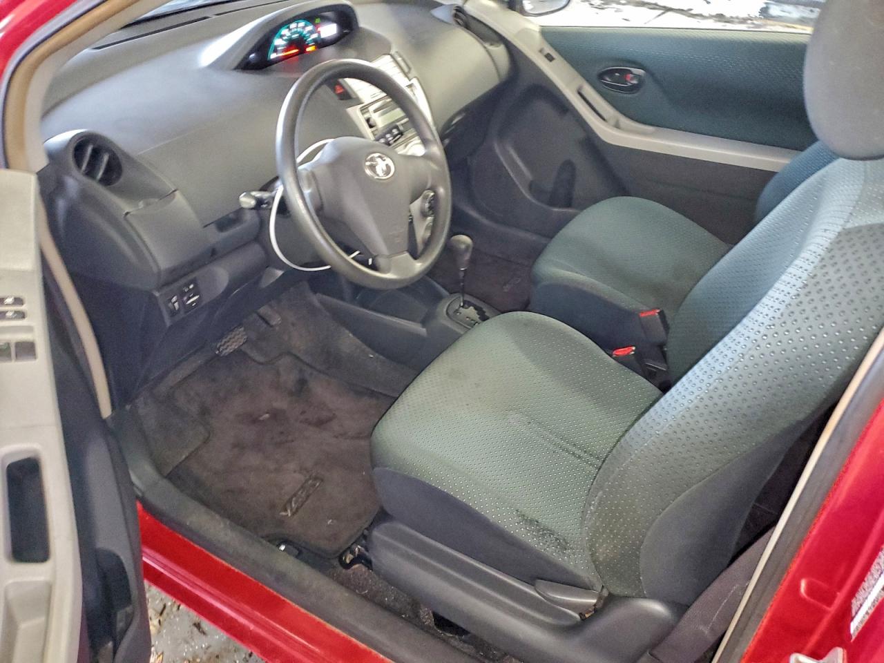 2008 TOYOTA YARIS photo 8