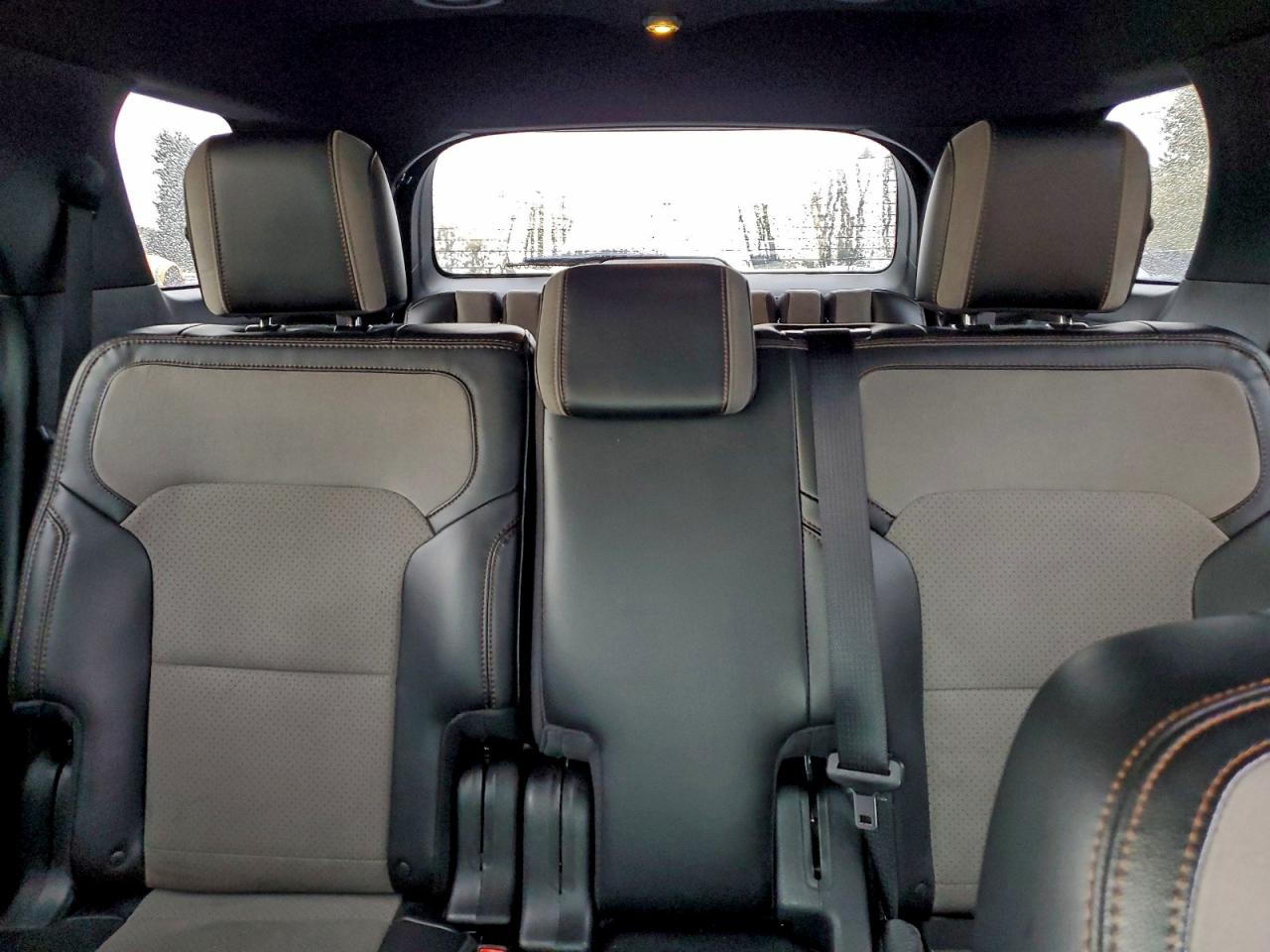 2017 FORD EXPLORER XLT photo 10