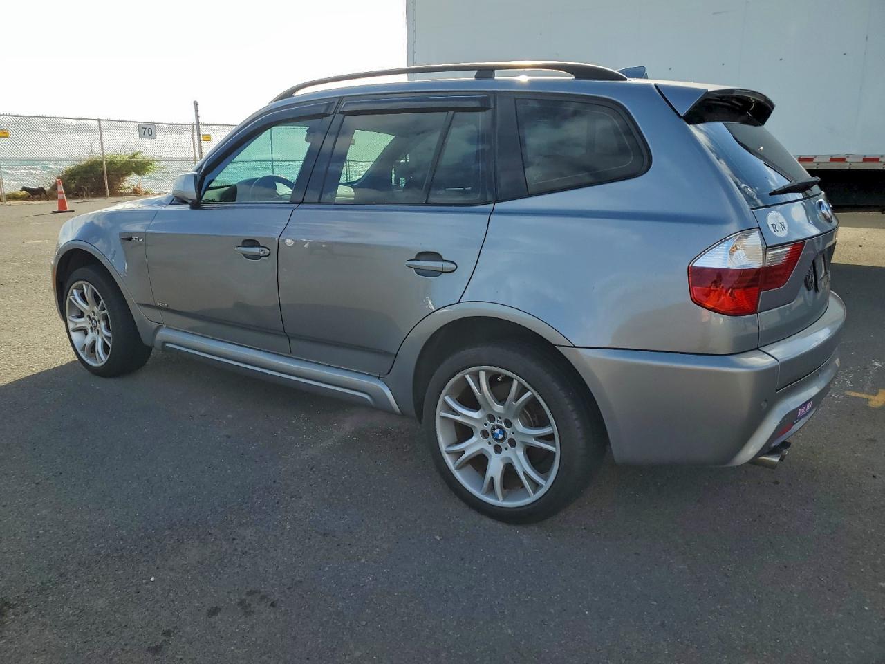 2007 BMW X3 3.0SI photo 2