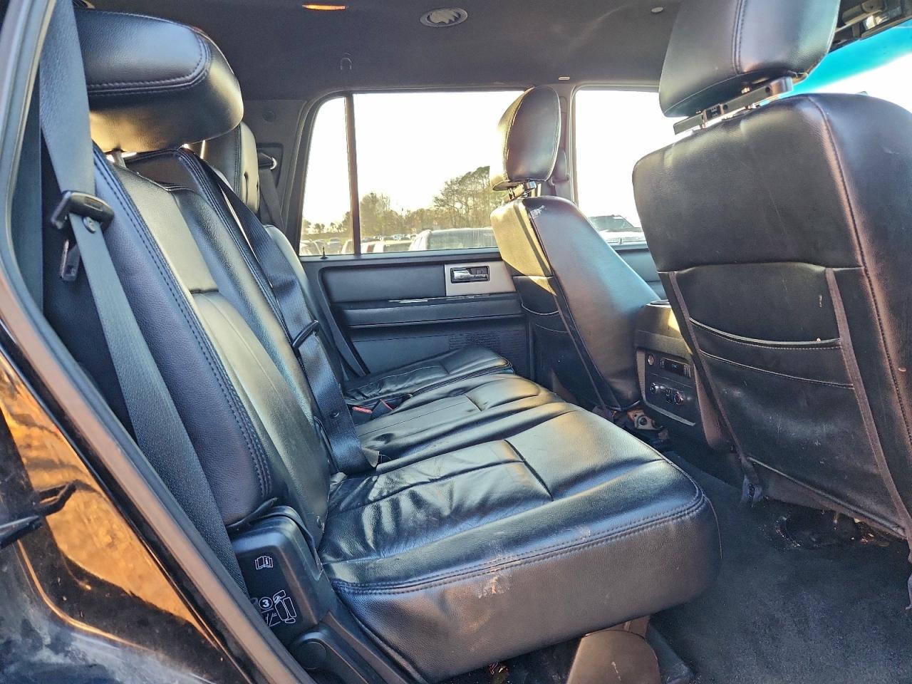 2016 FORD EXPEDITION XLT photo 21