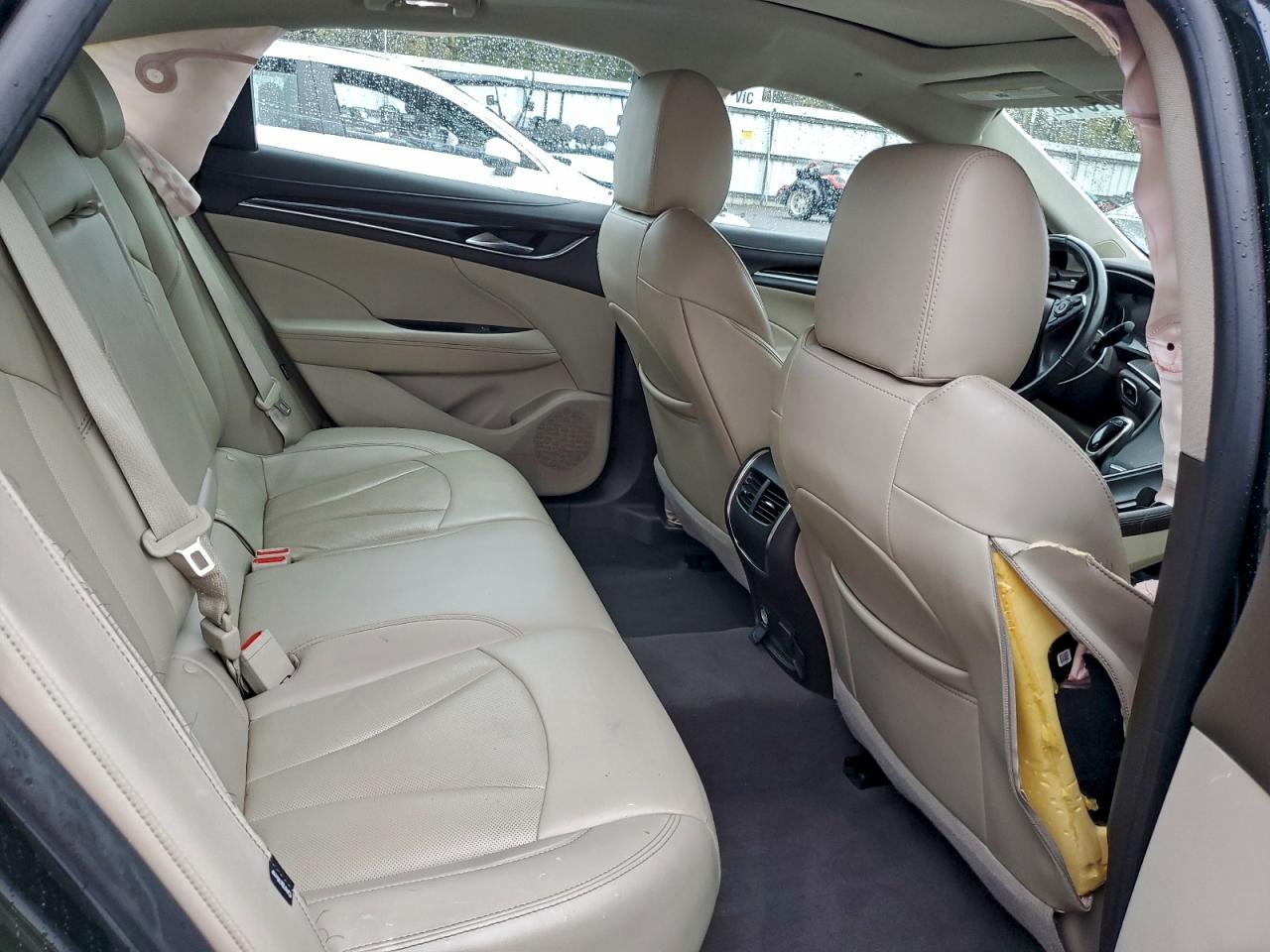 2017 BUICK LACROSSE PREMIUM photo 10