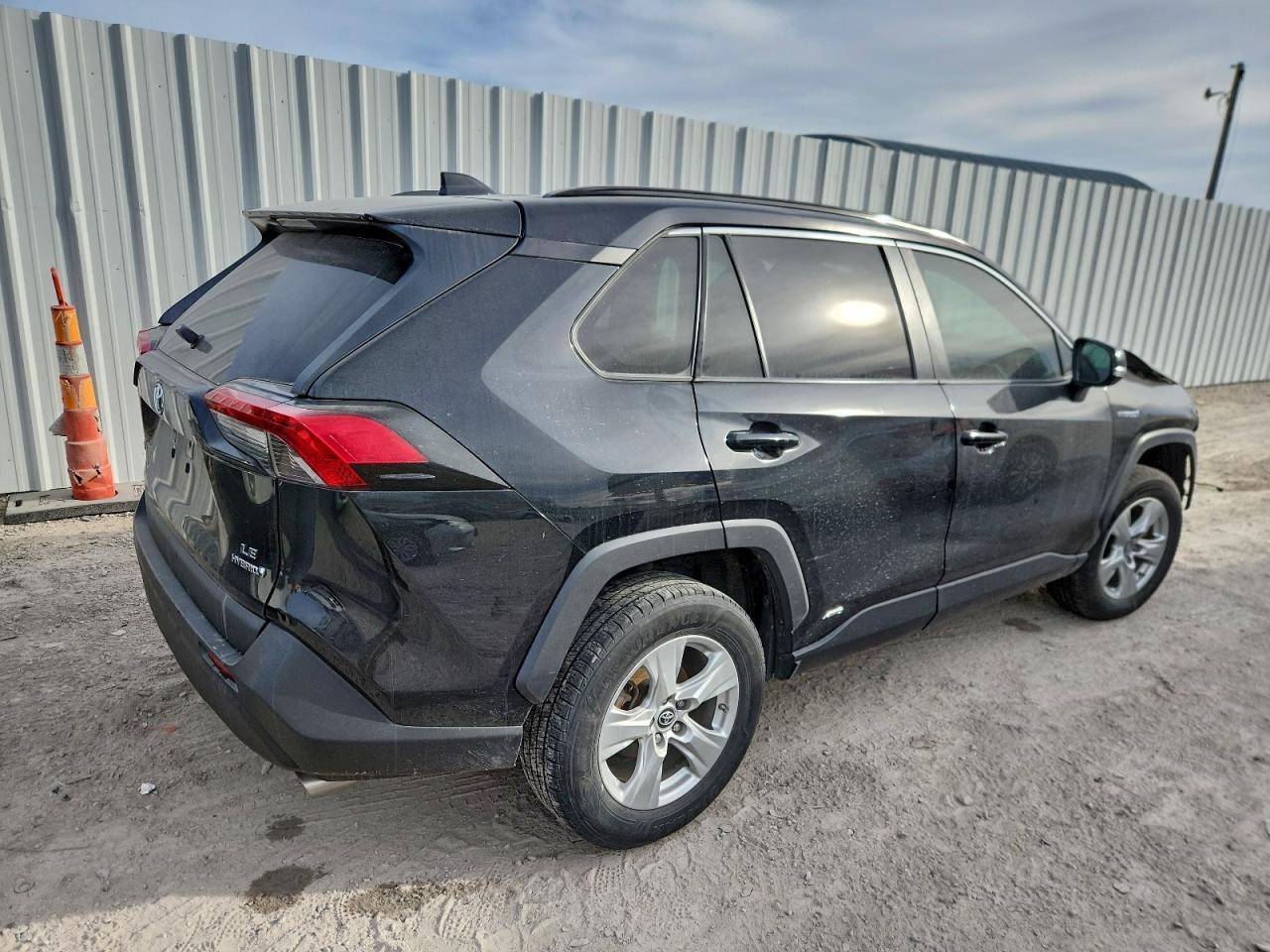 2019 TOYOTA RAV4 LE photo 5
