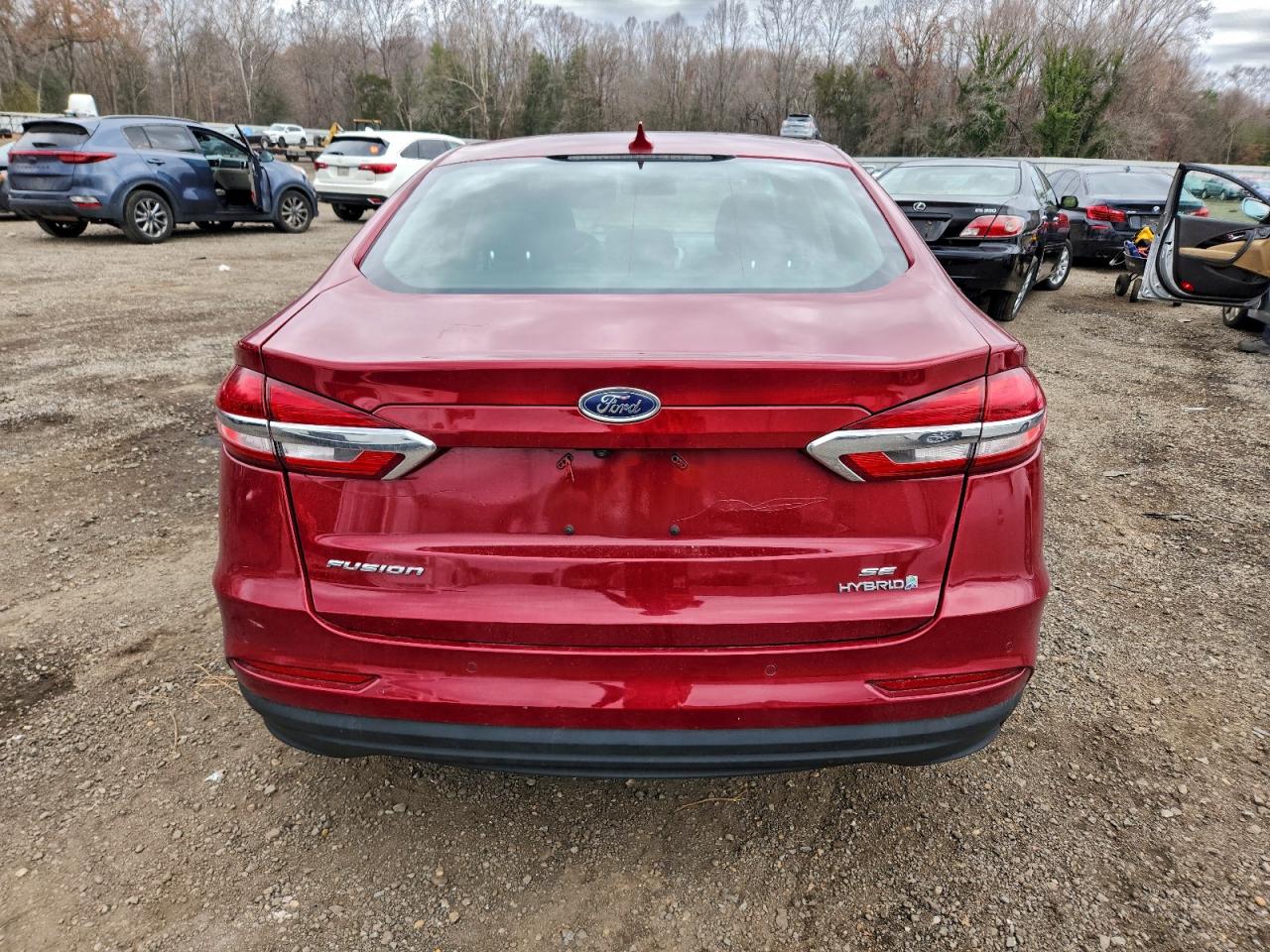 2019 FORD FUSION SE photo 6
