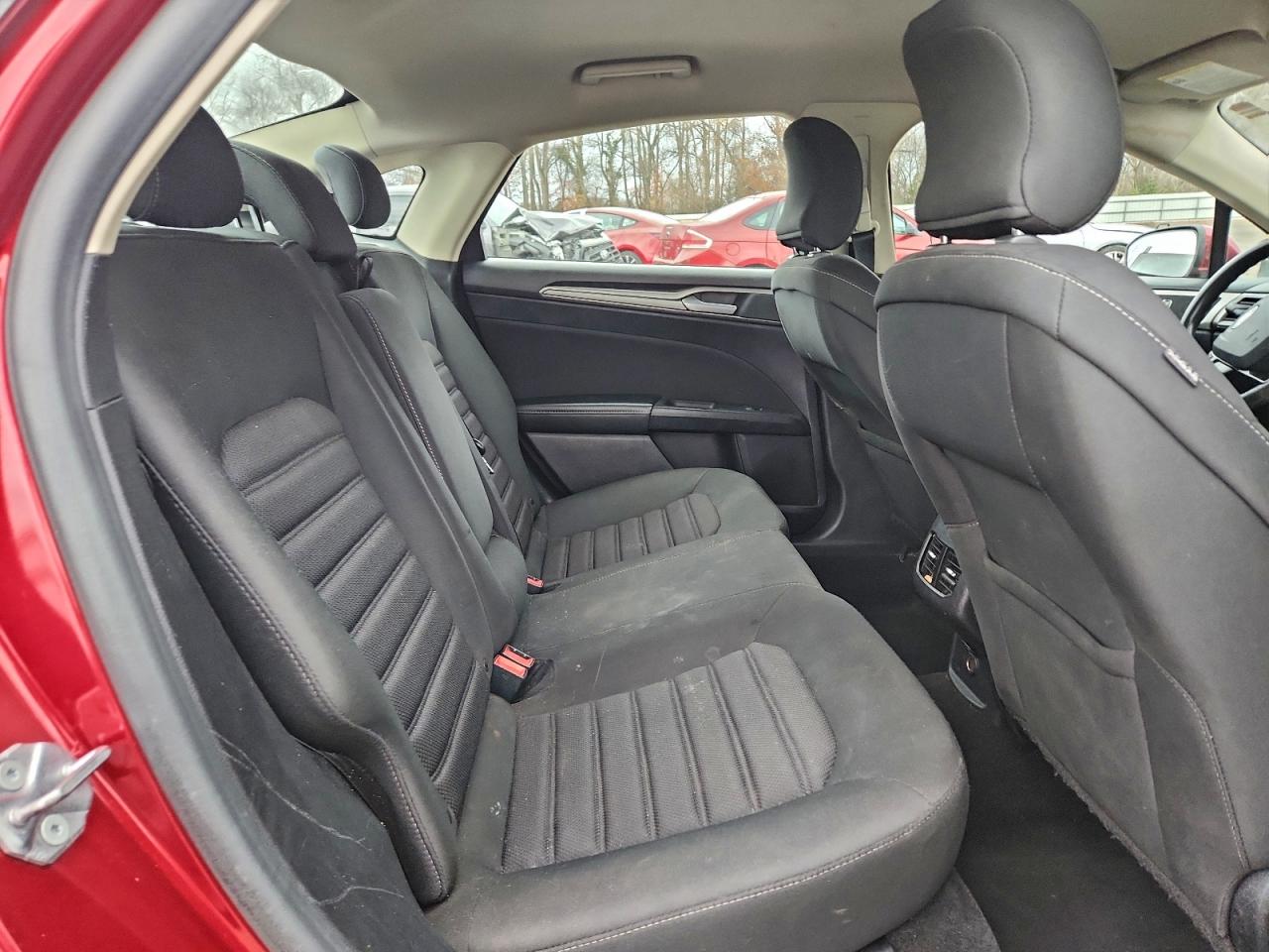 2019 FORD FUSION SE photo 10