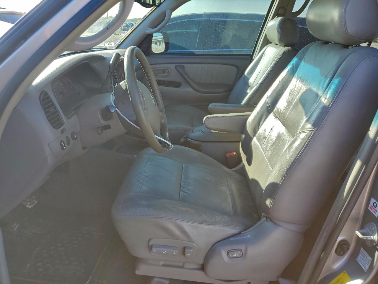 2004 TOYOTA SEQUOIA LIMITED photo 13