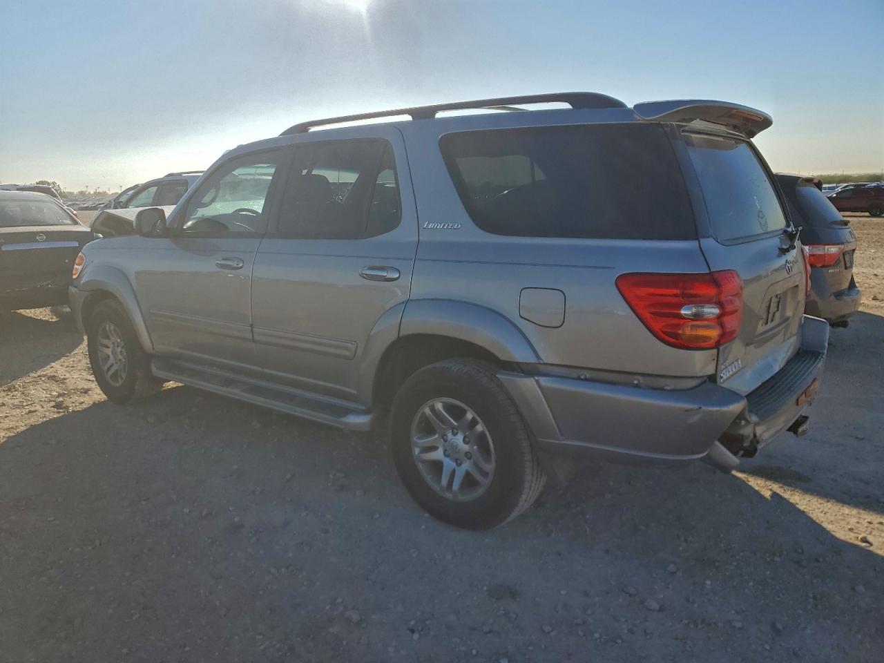 2004 TOYOTA SEQUOIA LIMITED photo 3