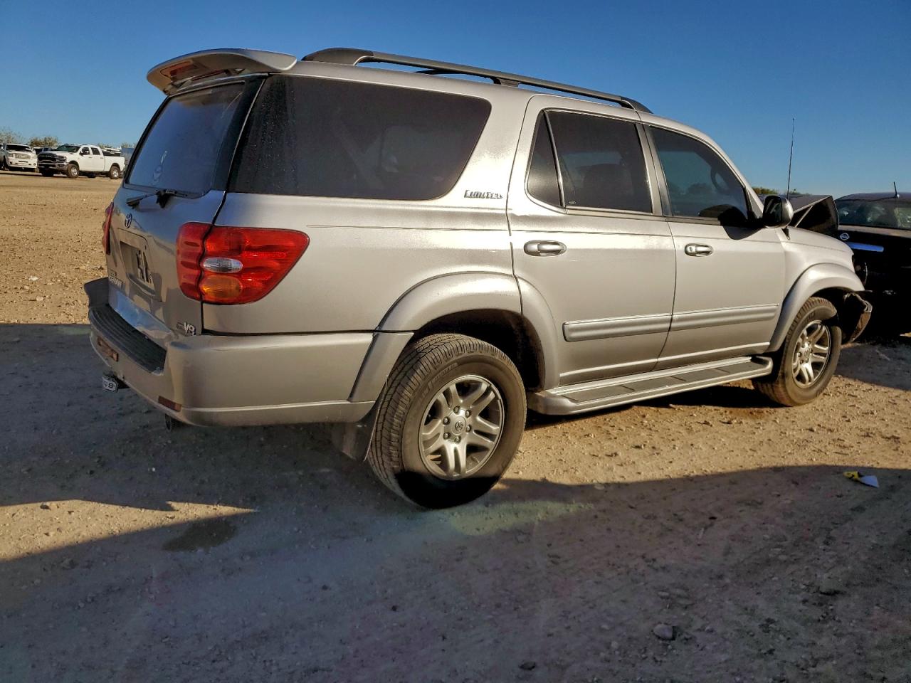 2004 TOYOTA SEQUOIA LIMITED photo 5