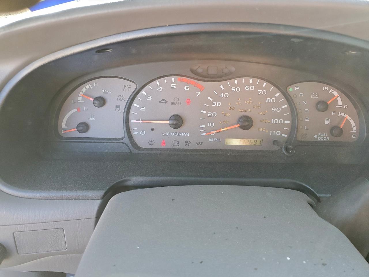2004 TOYOTA SEQUOIA LIMITED photo 17