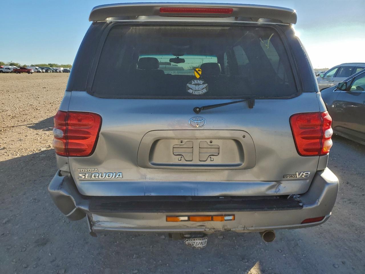 2004 TOYOTA SEQUOIA LIMITED photo 11