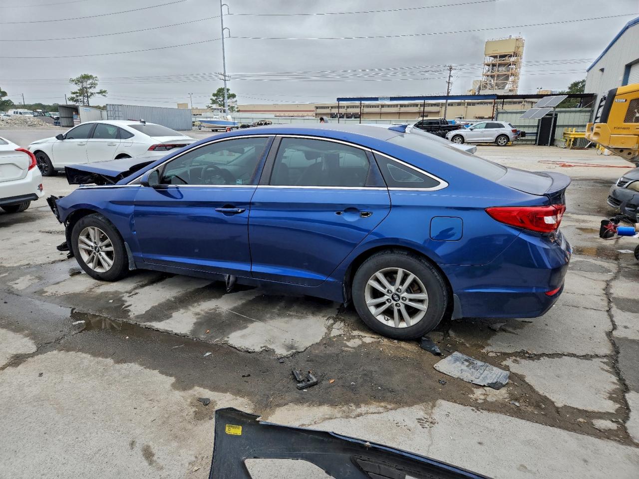 2015 HYUNDAI SONATA SE photo 2