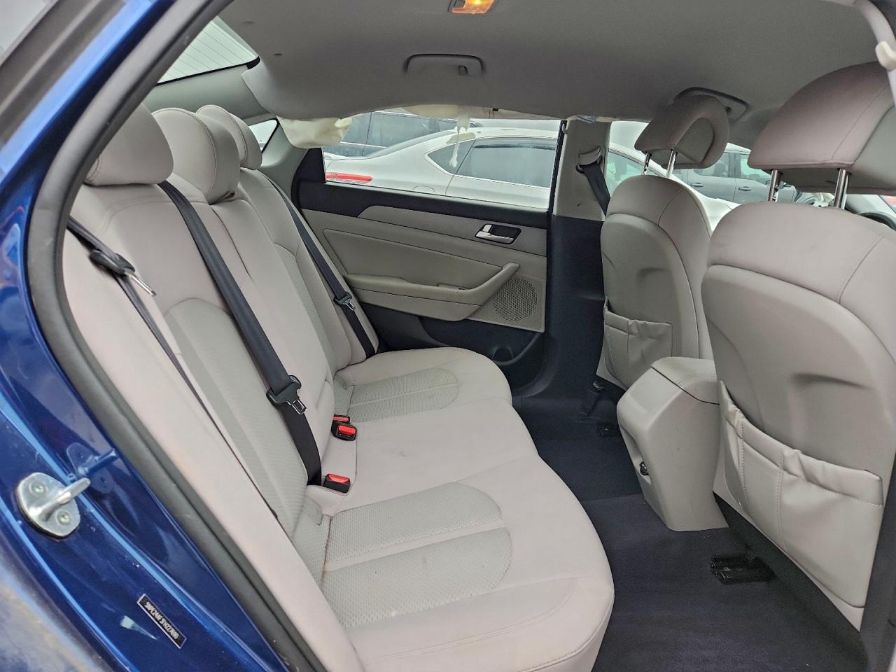 2015 HYUNDAI SONATA SE photo 10