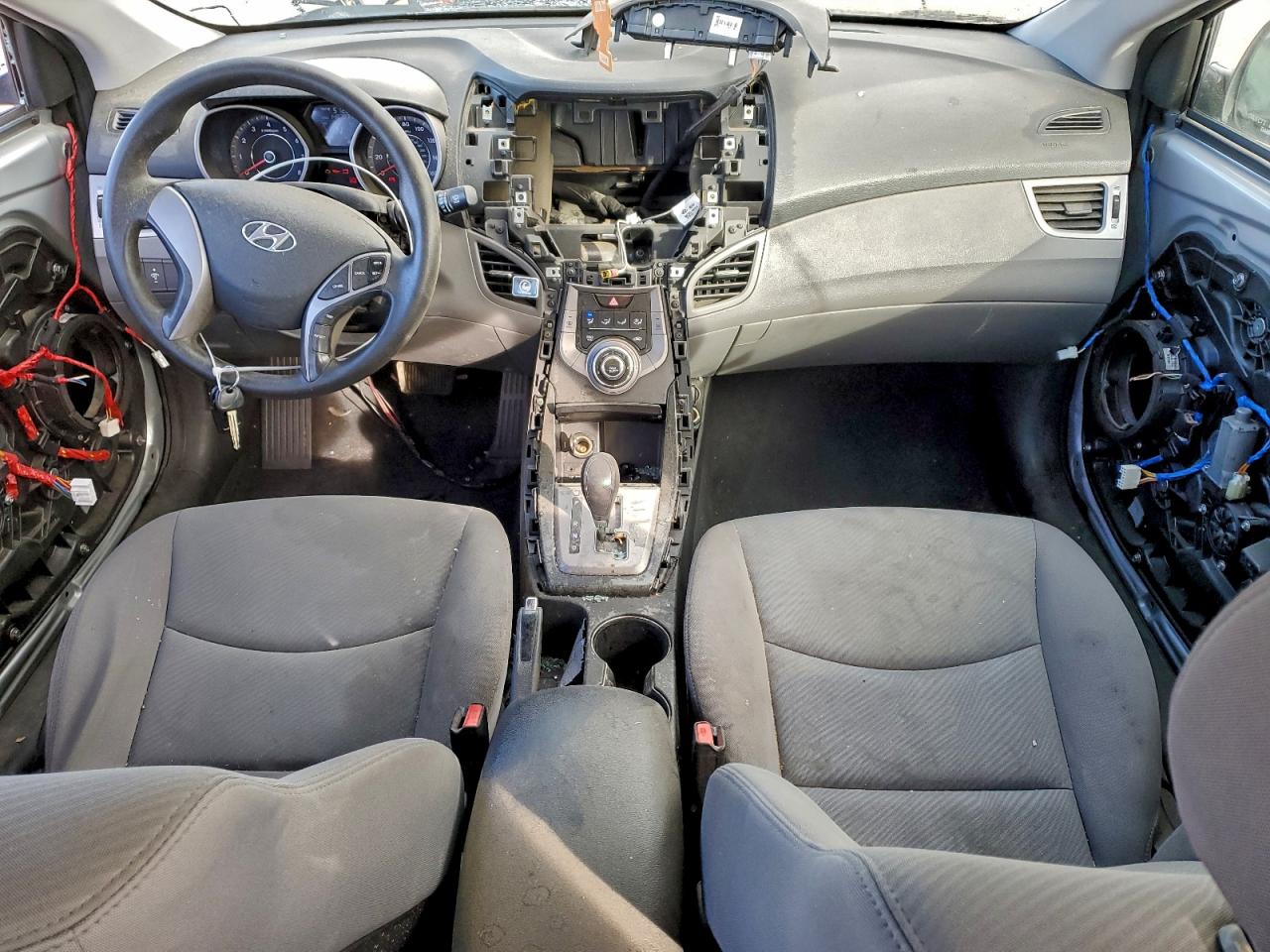2013 HYUNDAI ELANTRA GLS photo 22