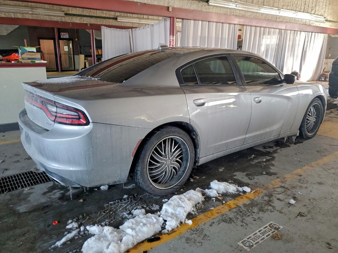 2017 DODGE CHARGER SXT photo 7