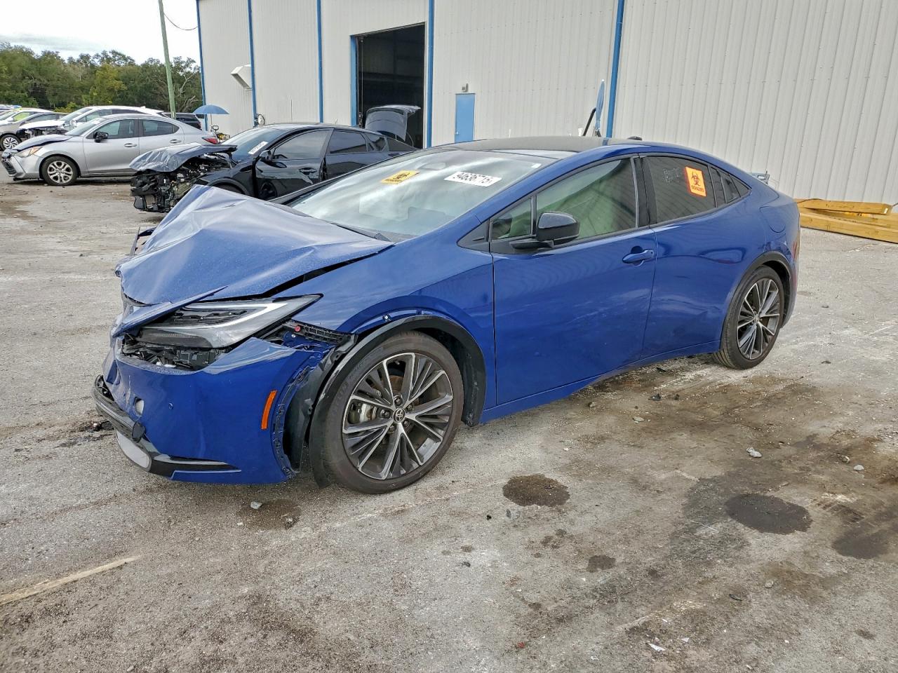 2025 TOYOTA PRIUS