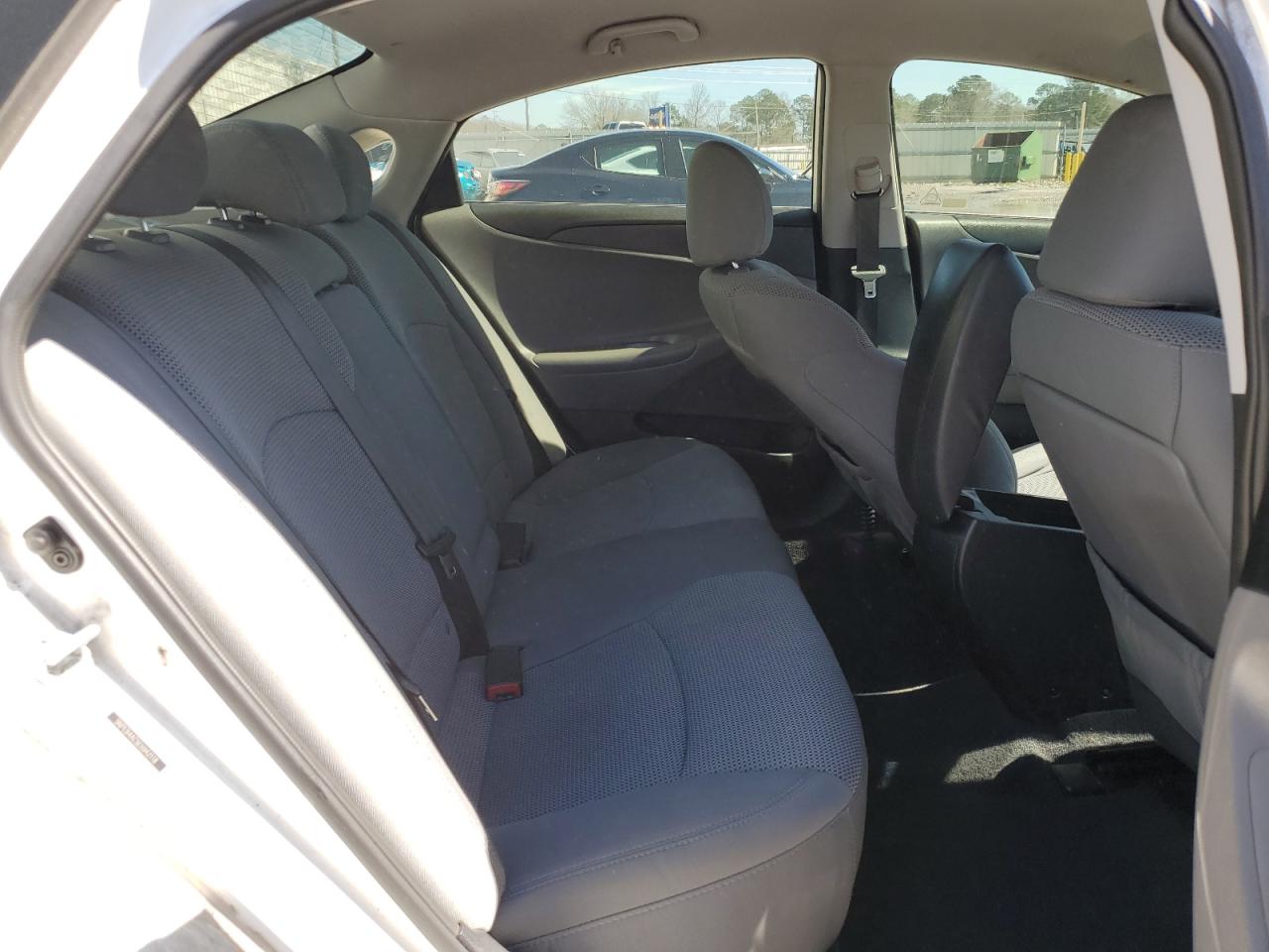 2014 HYUNDAI SONATA GLS photo 19