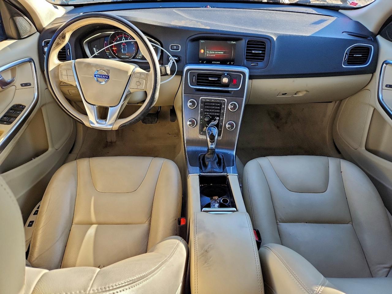 2016 VOLVO S60 PREMIER photo 8