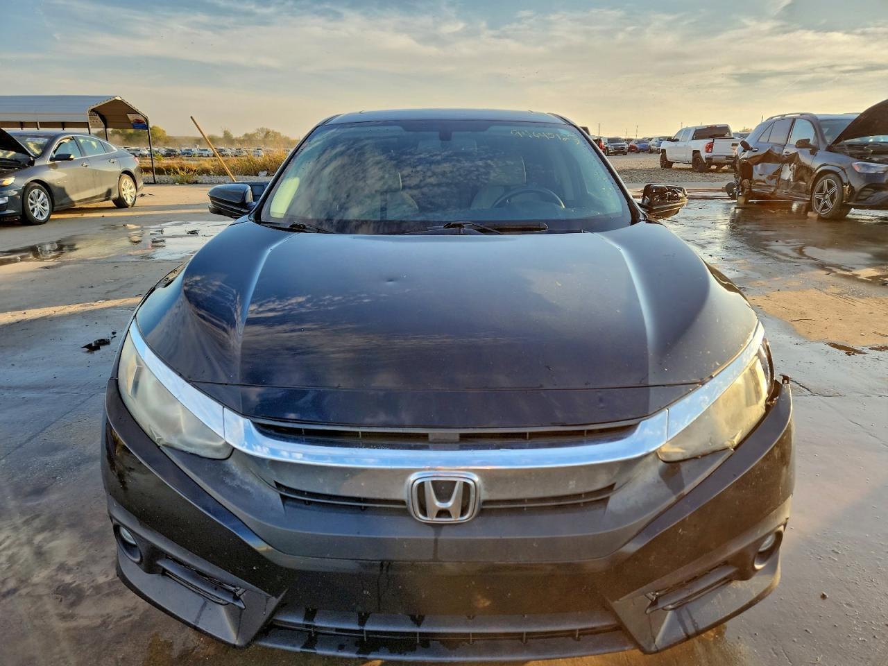 2016 HONDA CIVIC EXL photo 9