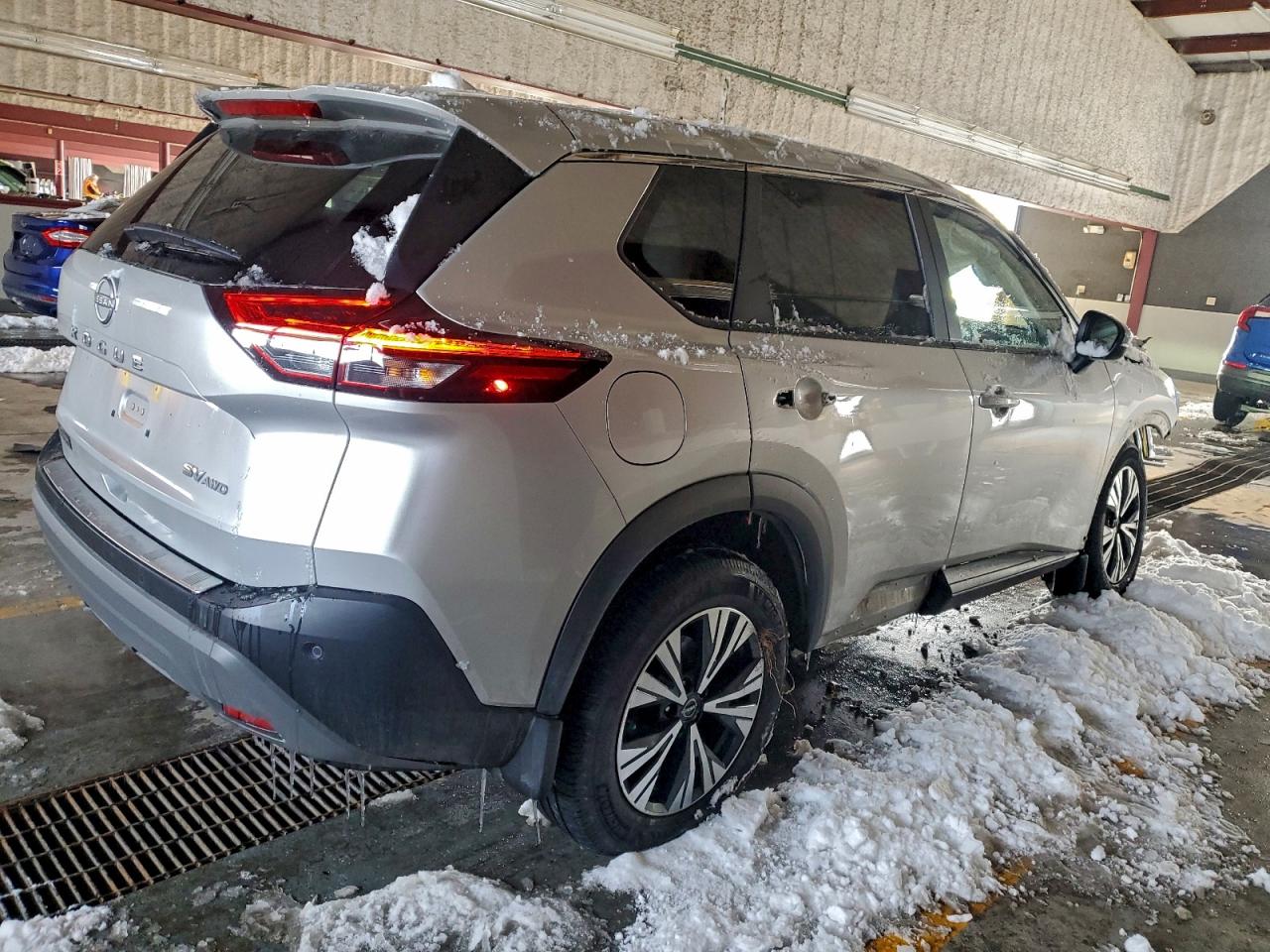 2023 NISSAN ROGUE SV photo 3