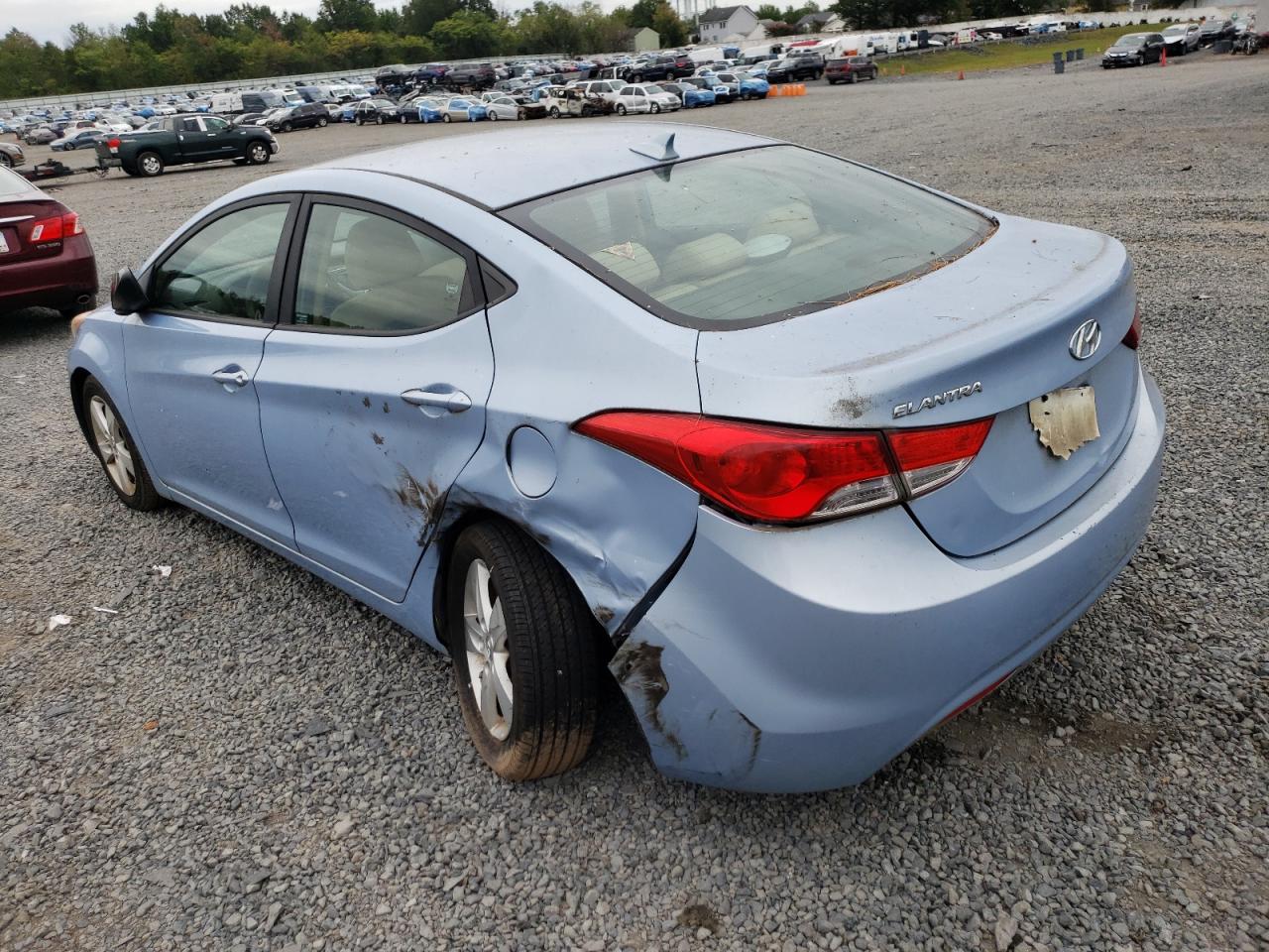 2012 HYUNDAI ELANTRA GLS photo 2